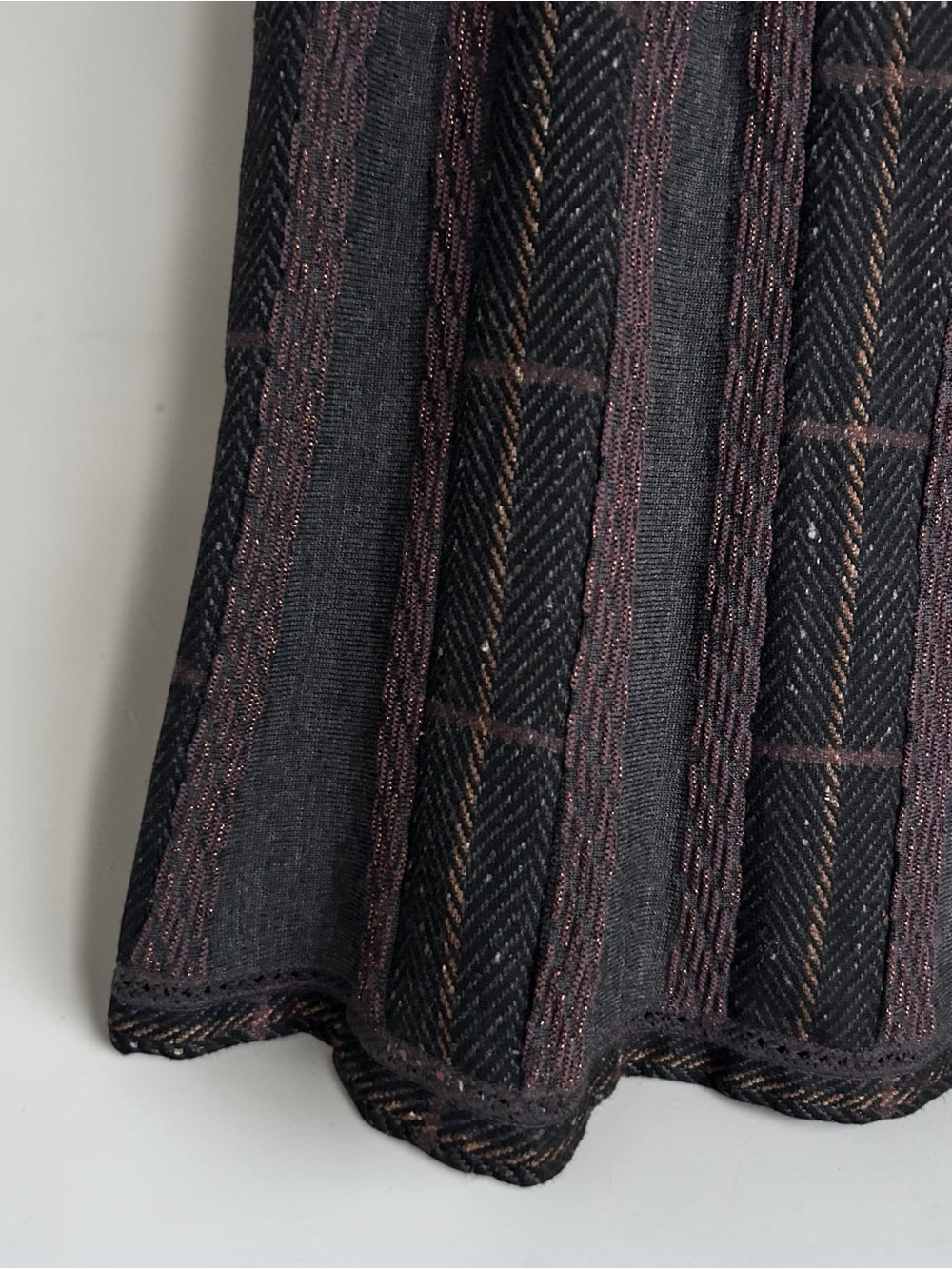 CHANEL 05A Karl Lagerfeld CC Logo Lurex Knit A-Line Skirt Wool Cashmere Sz 8 - Picture 10 of 16